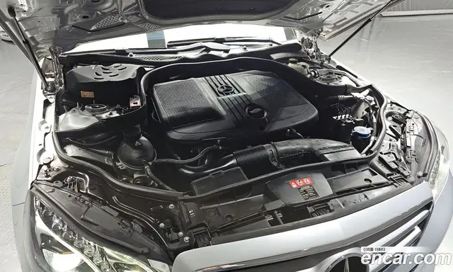 Mercedes-Benz E-Class 2015 2.1 автомат (гидро), миниатюра 6