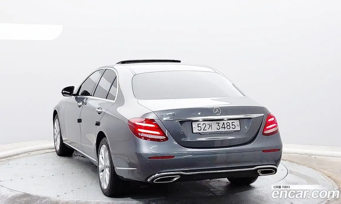 Mercedes-Benz E-Class 2018 2.0 автомат (гидро), фото 2 Mercedes-Benz E-Class 2018 2.0 автомат (гидро), фото 2