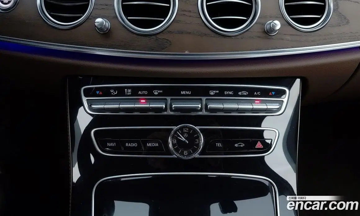 Mercedes-Benz E-Class 2018 2.0 автомат (гидро), фото 11 Mercedes-Benz E-Class 2018 2.0 автомат (гидро), фото 11