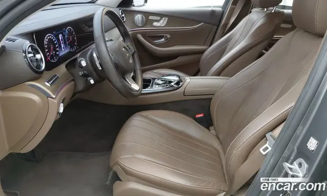 Mercedes-Benz E-Class 2018 2.0 автомат (гидро), миниатюра 10 Mercedes-Benz E-Class 2018 2.0 автомат (гидро), миниатюра 10