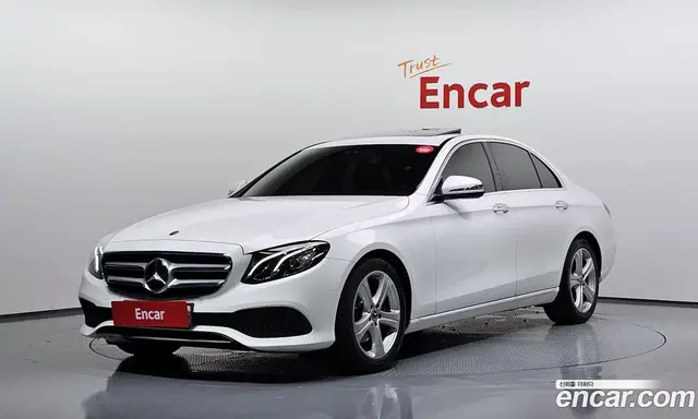 Mercedes-Benz E-Class, 2018, 123 430 км