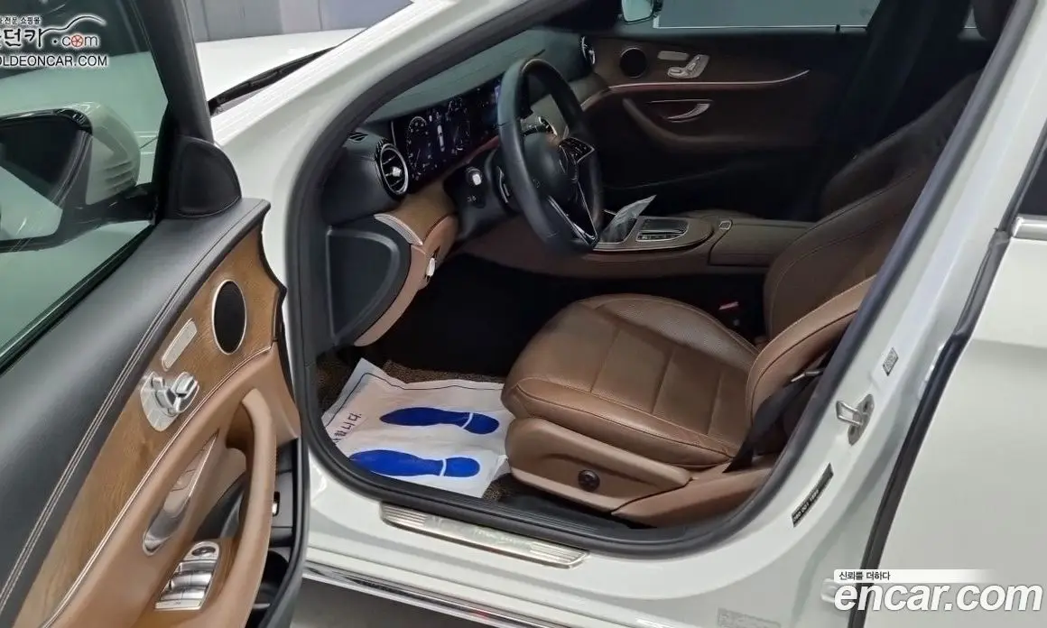 Mercedes-Benz E-Class 2023 2.0 автомат (гидро), фото 9 Mercedes-Benz E-Class 2023 2.0 автомат (гидро), фото 9