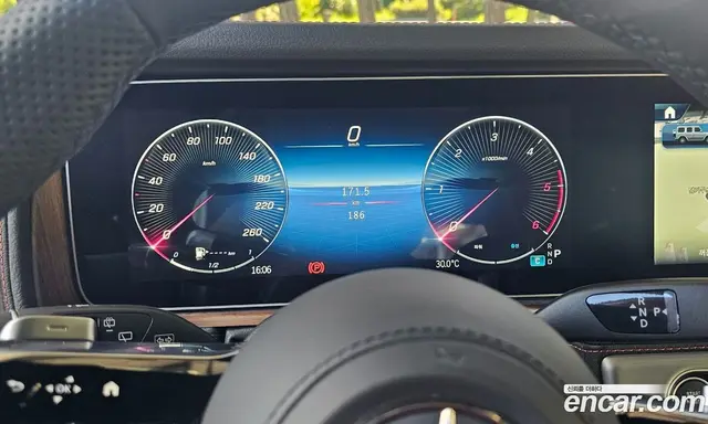Mercedes-Benz G-Class 2026 3.0 автомат (гидро), миниатюра 8