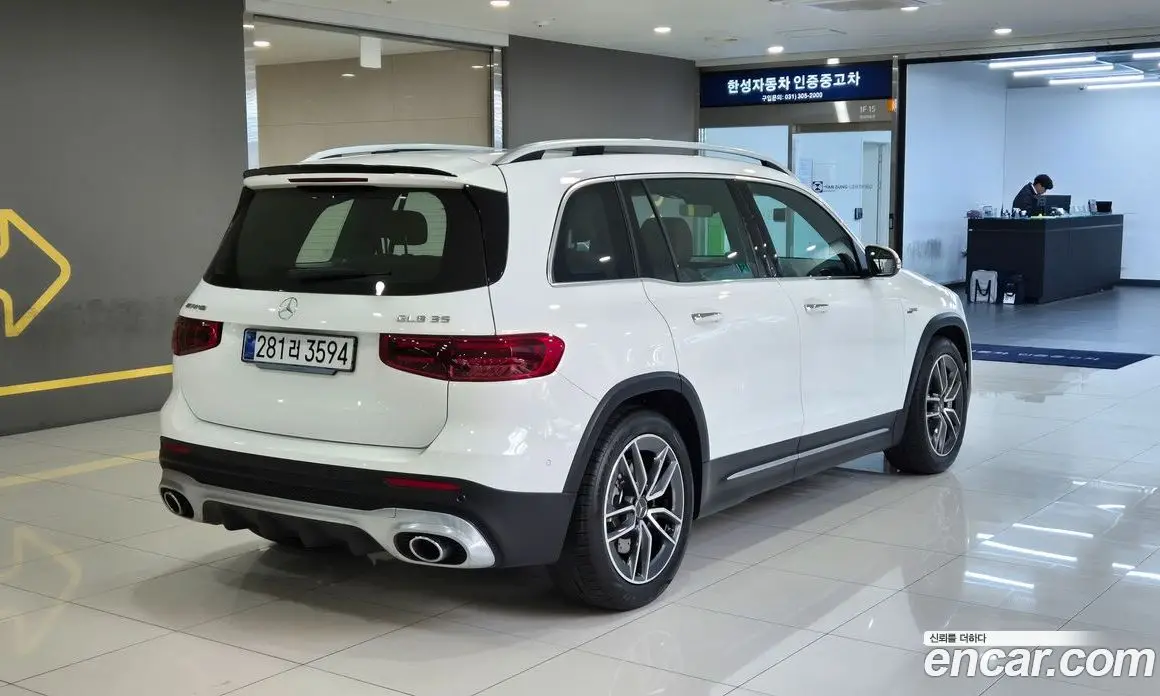 Mercedes-Benz GLB-Class 2025 2.0 автомат (гидро), фото 4 Mercedes-Benz GLB-Class 2025 2.0 автомат (гидро), фото 4
