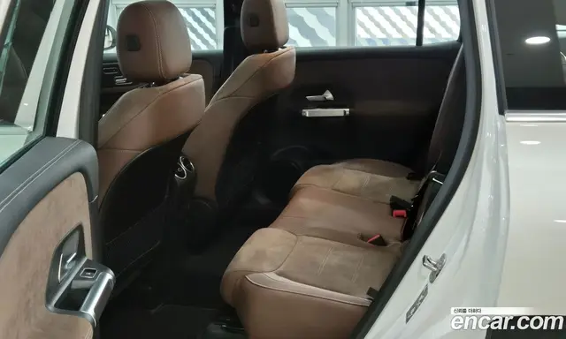 Mercedes-Benz GLB-Class 2025 2.0 автомат (гидро), миниатюра 8 Mercedes-Benz GLB-Class 2025 2.0 автомат (гидро), миниатюра 8