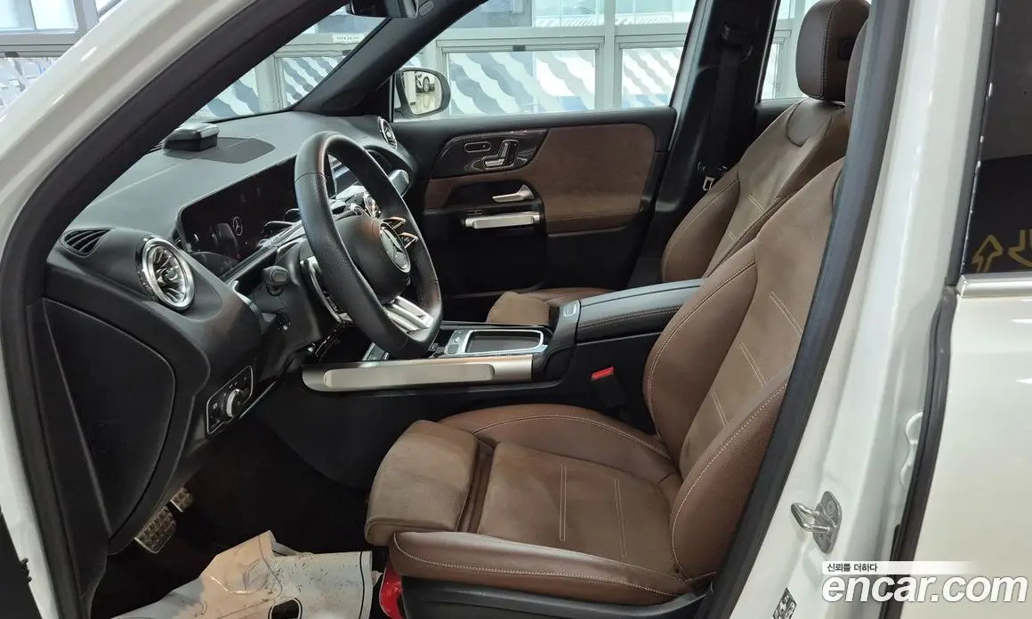 Mercedes-Benz GLB-Class 2025 2.0 автомат (гидро), фото 10 Mercedes-Benz GLB-Class 2025 2.0 автомат (гидро), фото 10