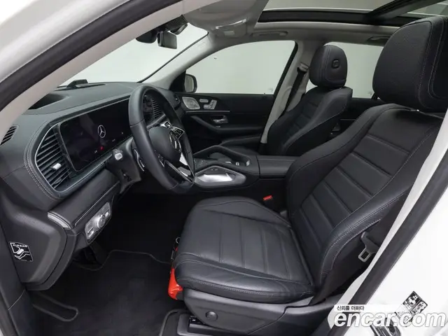 Mercedes-Benz GLE-Class 2025 3.0 автомат (гидро), миниатюра 7