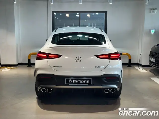 Mercedes-Benz GLE-Class 2025 3.0 автомат (гидро), миниатюра 2