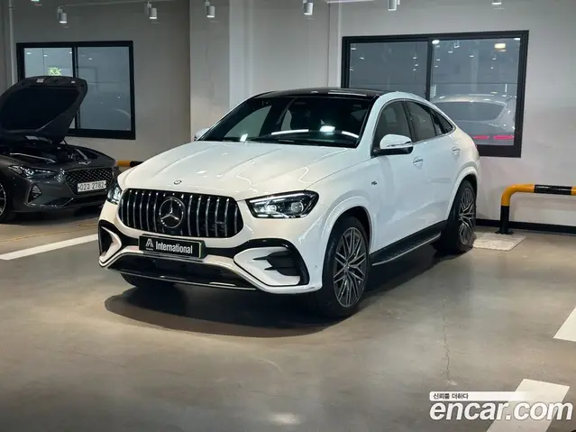 Mercedes-Benz GLE-Class 2025 3.0 автомат (гидро), миниатюра 3