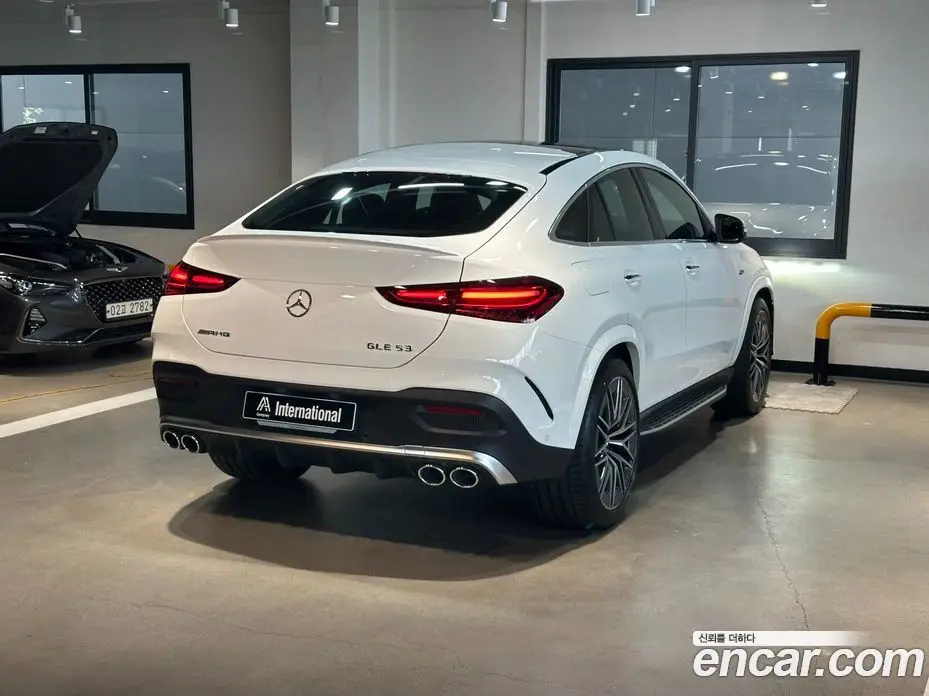 Mercedes-Benz GLE-Class 2025 3.0 автомат (гидро), фото 4