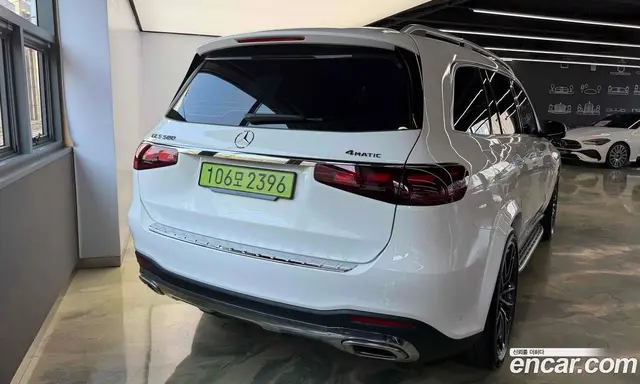 Mercedes-Benz GLS-Class 2025 4.0 автомат (гидро), миниатюра 4