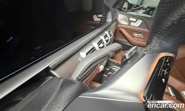 Mercedes-Benz GLS-Class 2025 4.0 автомат (гидро), миниатюра 10