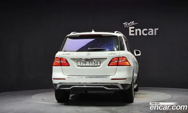 Mercedes-Benz M-Class 2015 2.1 автомат (гидро), миниатюра 4