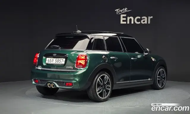 Mini Cooper 2018 2.0 автомат (гидро), миниатюра 2
