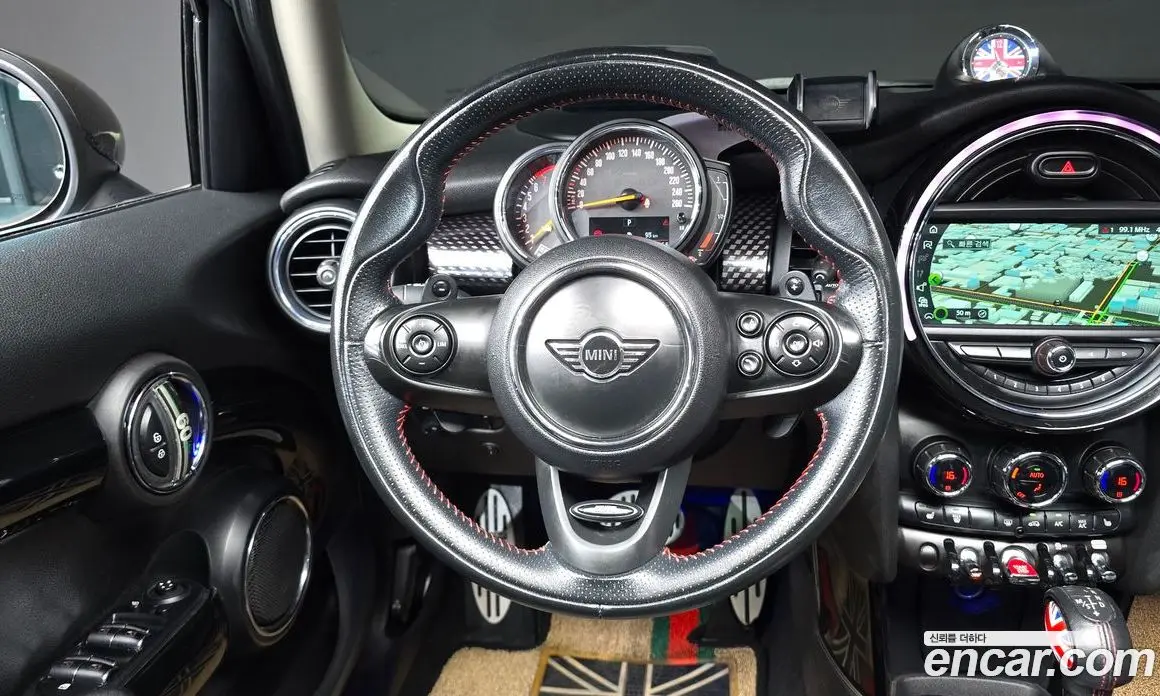 Mini Cooper 2018 2.0 автомат (гидро), фото 12