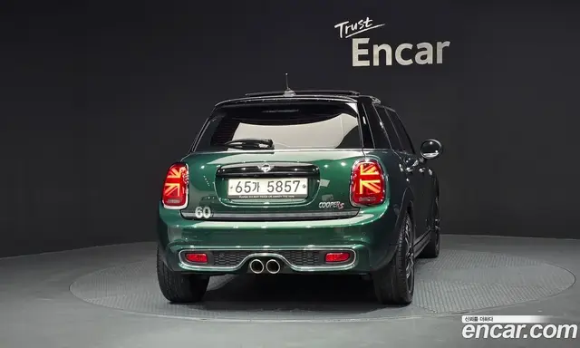 Mini Cooper 2018 2.0 автомат (гидро), миниатюра 4