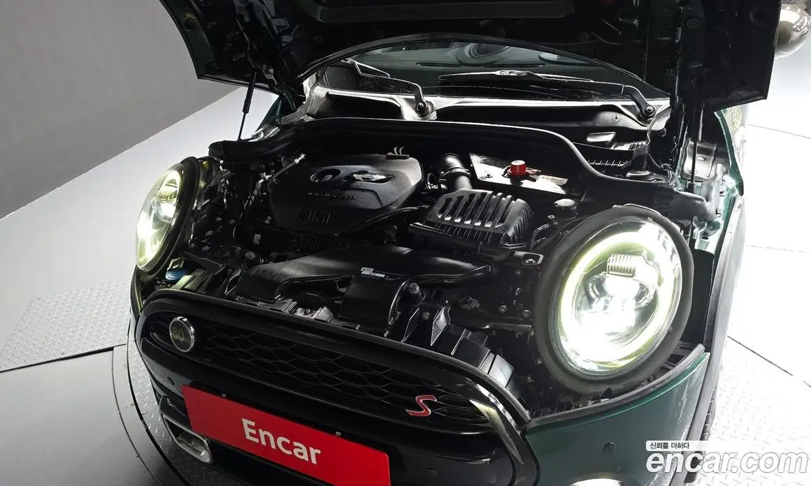 Mini Cooper 2018 2.0 автомат (гидро), фото 6