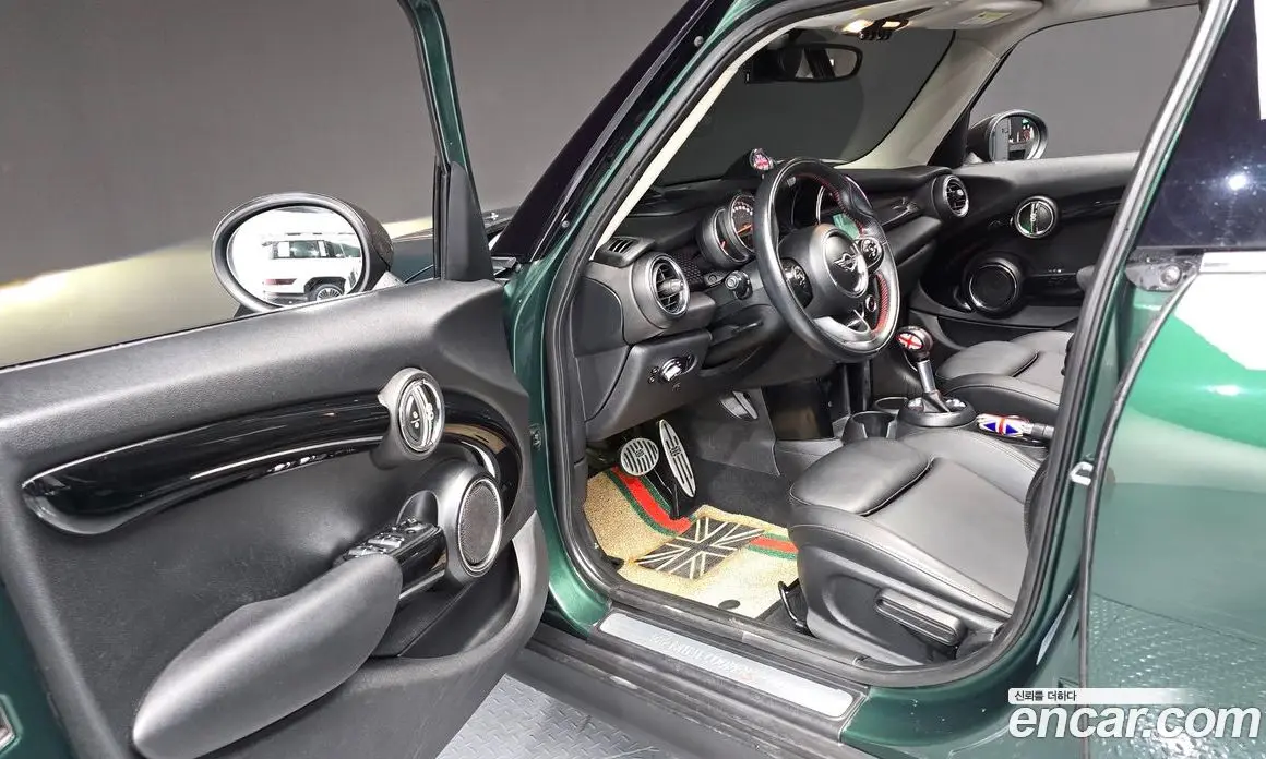 Mini Cooper 2018 2.0 автомат (гидро), фото 10