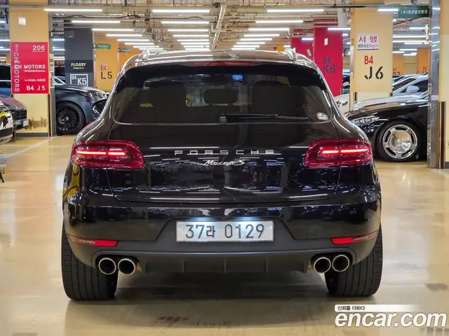 Porsche Macan 2015 3.0 автомат (гидро), миниатюра 2