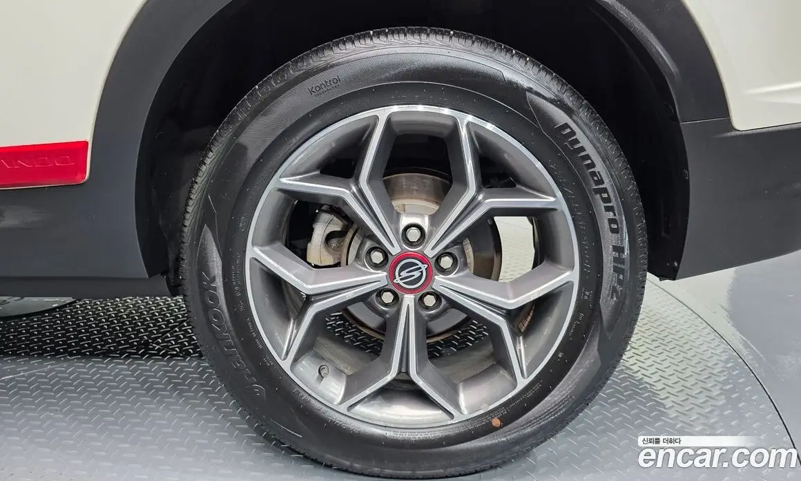 SsangYong Korando 2021 1.5 автомат (гидро), фото 7