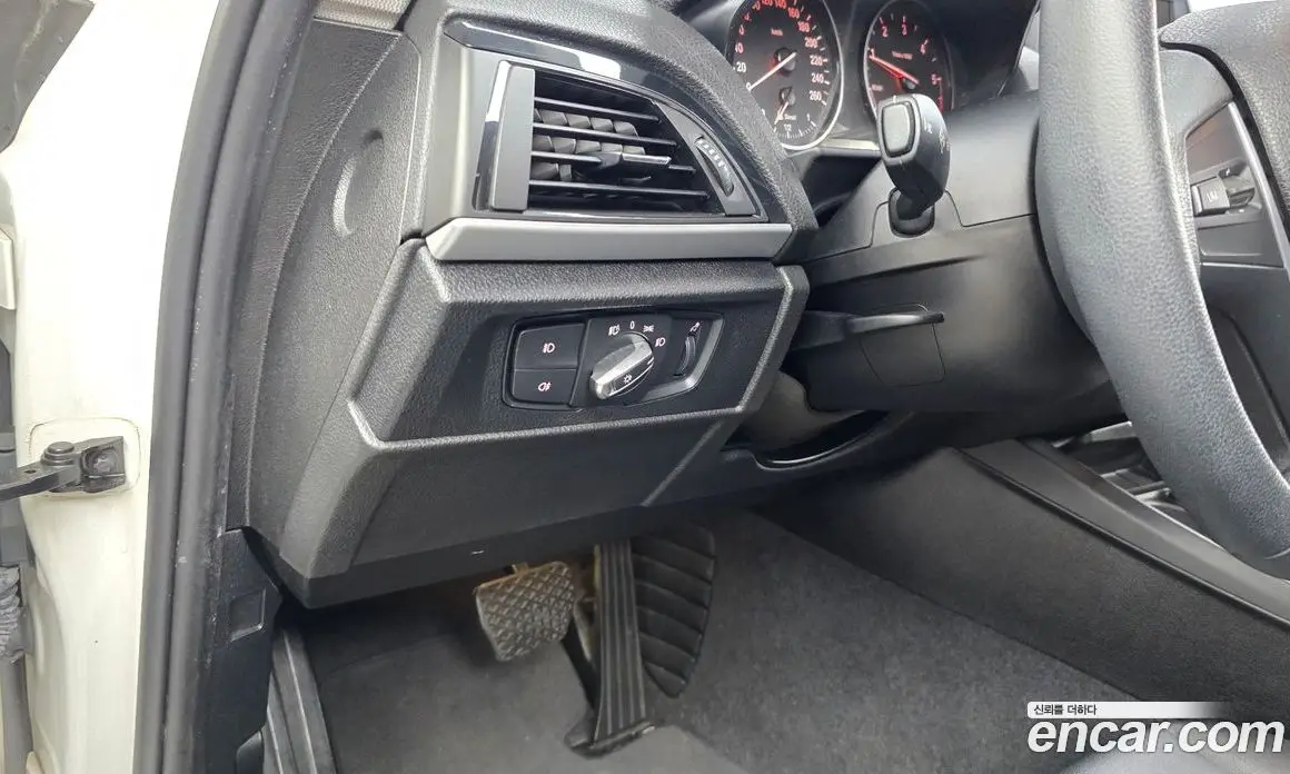 BMW 1 серия 2014 2.0 автомат (гидро), фото 17 BMW 1 серия 2014 2.0 автомат (гидро), фото 17