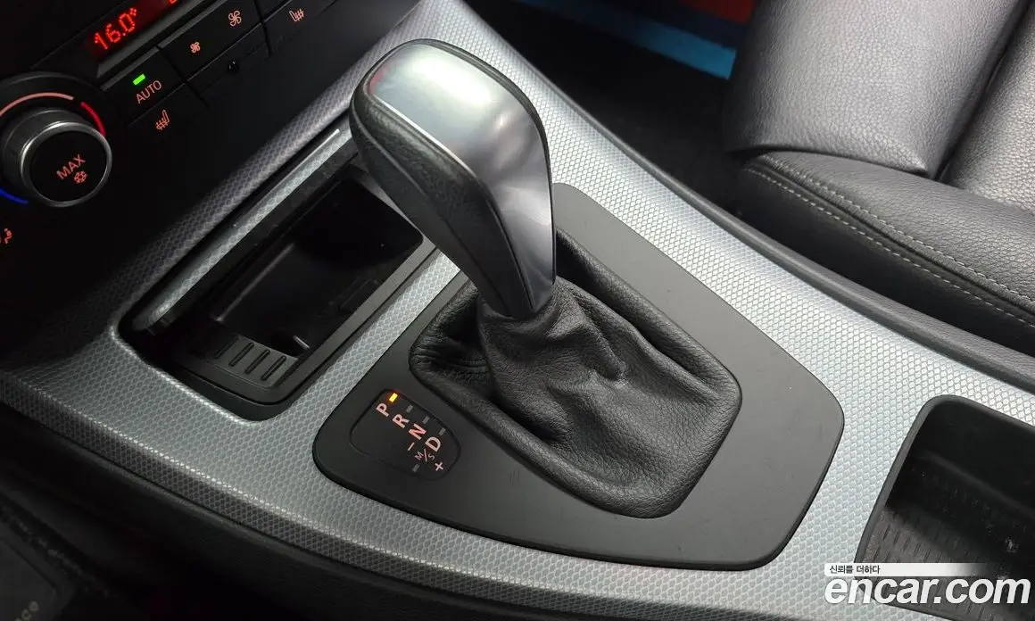 BMW 3 серия 2011 2.0 автомат (гидро), фото 9