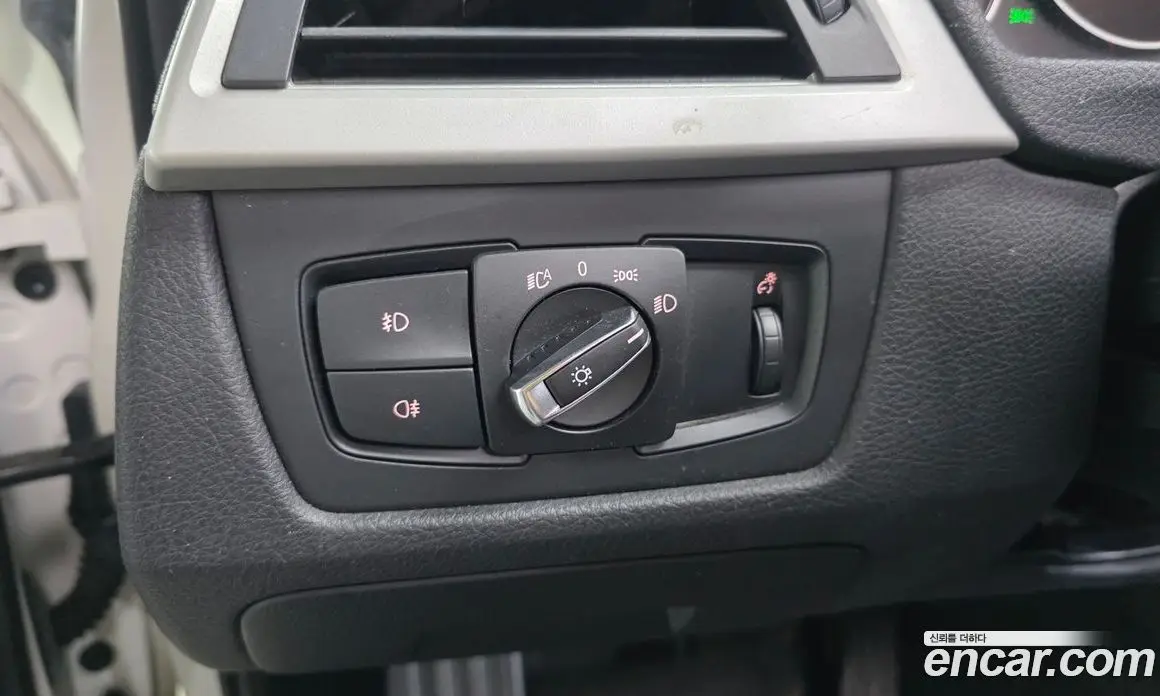 BMW 3 серия 2012 2.0 автомат (гидро), фото 18