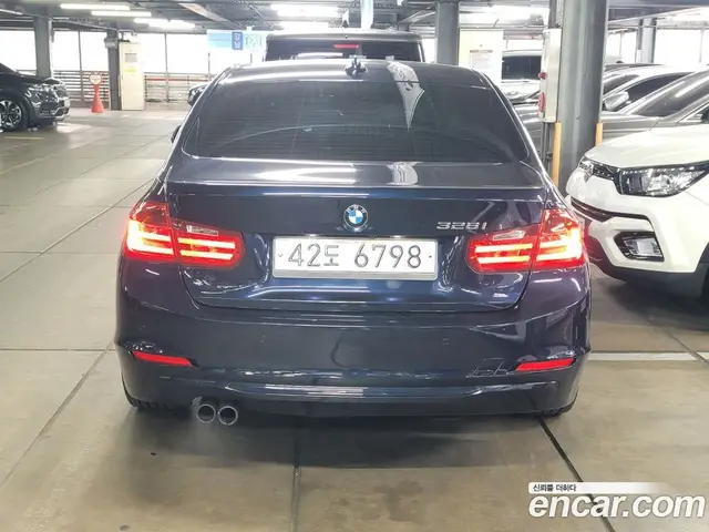 BMW 3 серия 2014 2.0 автомат (гидро), миниатюра 4 BMW 3 серия 2014 2.0 автомат (гидро), миниатюра 4