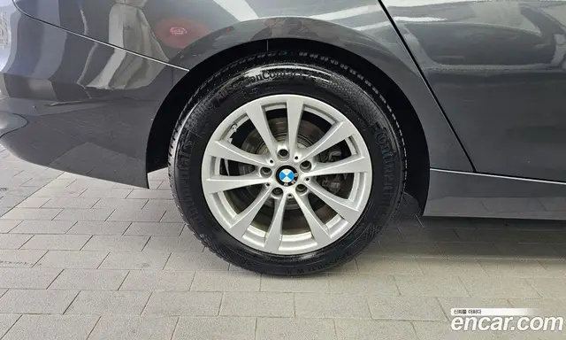 BMW 3 серия 2016 2.0 автомат (гидро), миниатюра 5 BMW 3 серия 2016 2.0 автомат (гидро), миниатюра 5