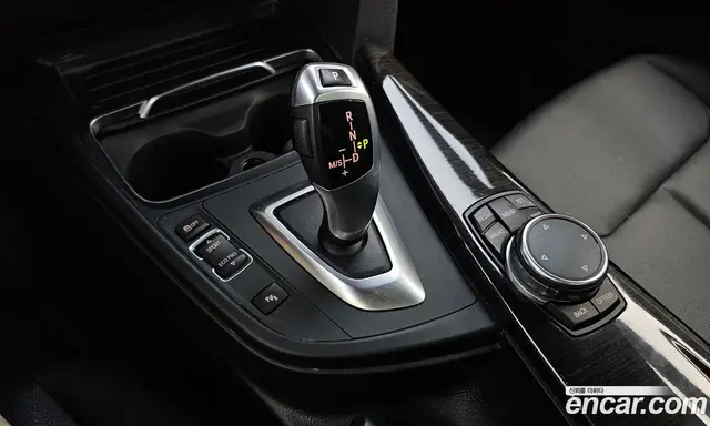BMW 3 серия 2016 2.0 автомат (гидро), миниатюра 9 BMW 3 серия 2016 2.0 автомат (гидро), миниатюра 9