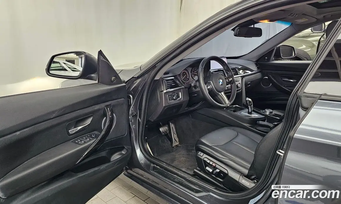 BMW 3 серия 2016 2.0 автомат (гидро), фото 10 BMW 3 серия 2016 2.0 автомат (гидро), фото 10