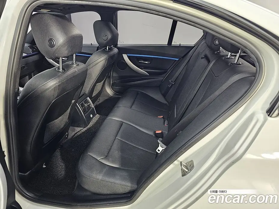 BMW 3 серия 2016 2.0 автомат (гидро), фото 9 BMW 3 серия 2016 2.0 автомат (гидро), фото 9