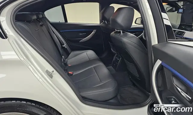BMW 3 серия 2018 2.0 автомат (гидро), миниатюра 11 BMW 3 серия 2018 2.0 автомат (гидро), миниатюра 11