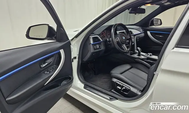 BMW 3 серия 2018 2.0 автомат (гидро), миниатюра 10 BMW 3 серия 2018 2.0 автомат (гидро), миниатюра 10
