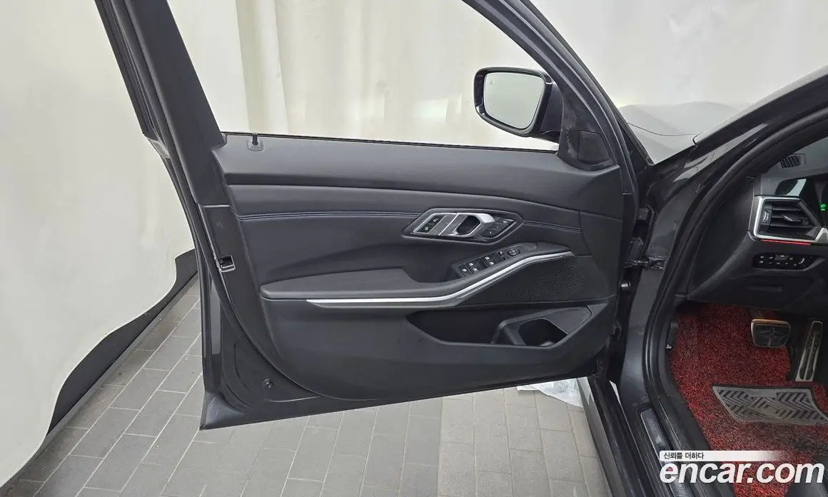 BMW 3 серия 2021 2.0 автомат (гидро), фото 14 BMW 3 серия 2021 2.0 автомат (гидро), фото 14