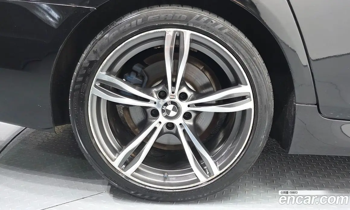 BMW 5 серия 2013 2.0 автомат (гидро), фото 5