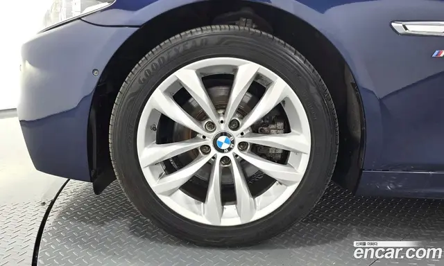BMW 5 серия 2015 2.0 автомат (гидро), миниатюра 5