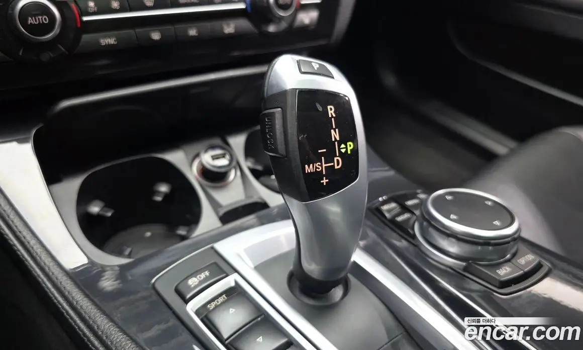 BMW 5 серия 2015 2.0 автомат (гидро), фото 9