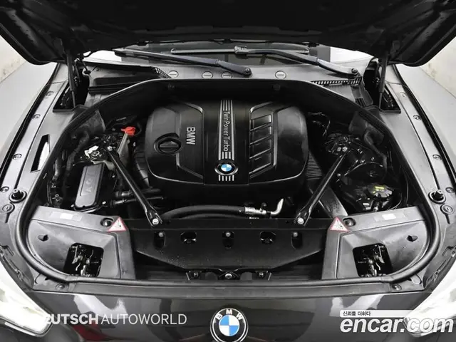 BMW 5 серия 2015 2.0 автомат (гидро), миниатюра 6