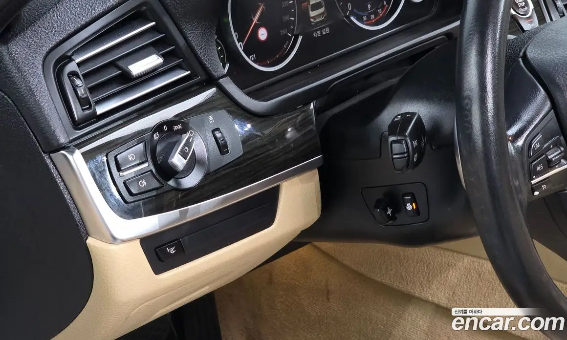BMW 5 серия 2016 2.0 автомат (гидро), фото 14