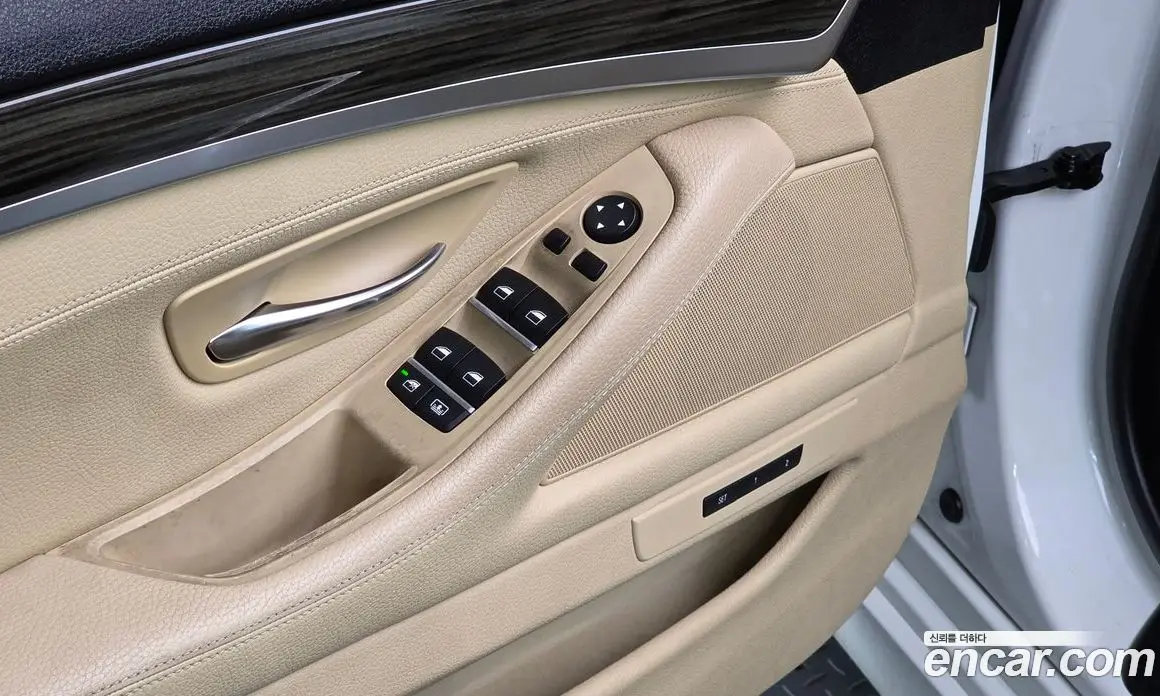 BMW 5 серия 2016 2.0 автомат (гидро), фото 15
