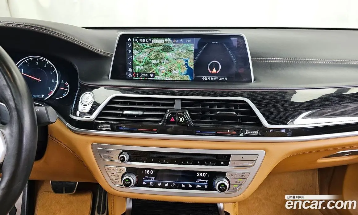 BMW 7 серия 2017 6.6 автомат (гидро), фото 14