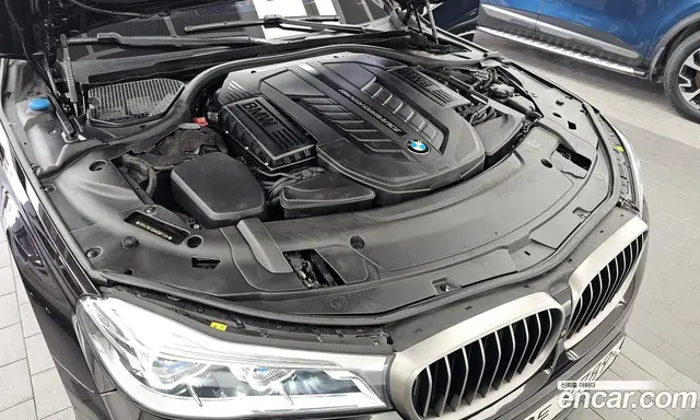 BMW 7 серия 2017 6.6 автомат (гидро), миниатюра 6