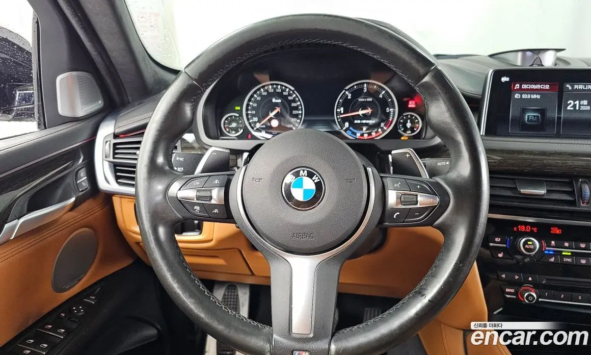 BMW X6 2018 3.0 автомат (гидро), фото 13