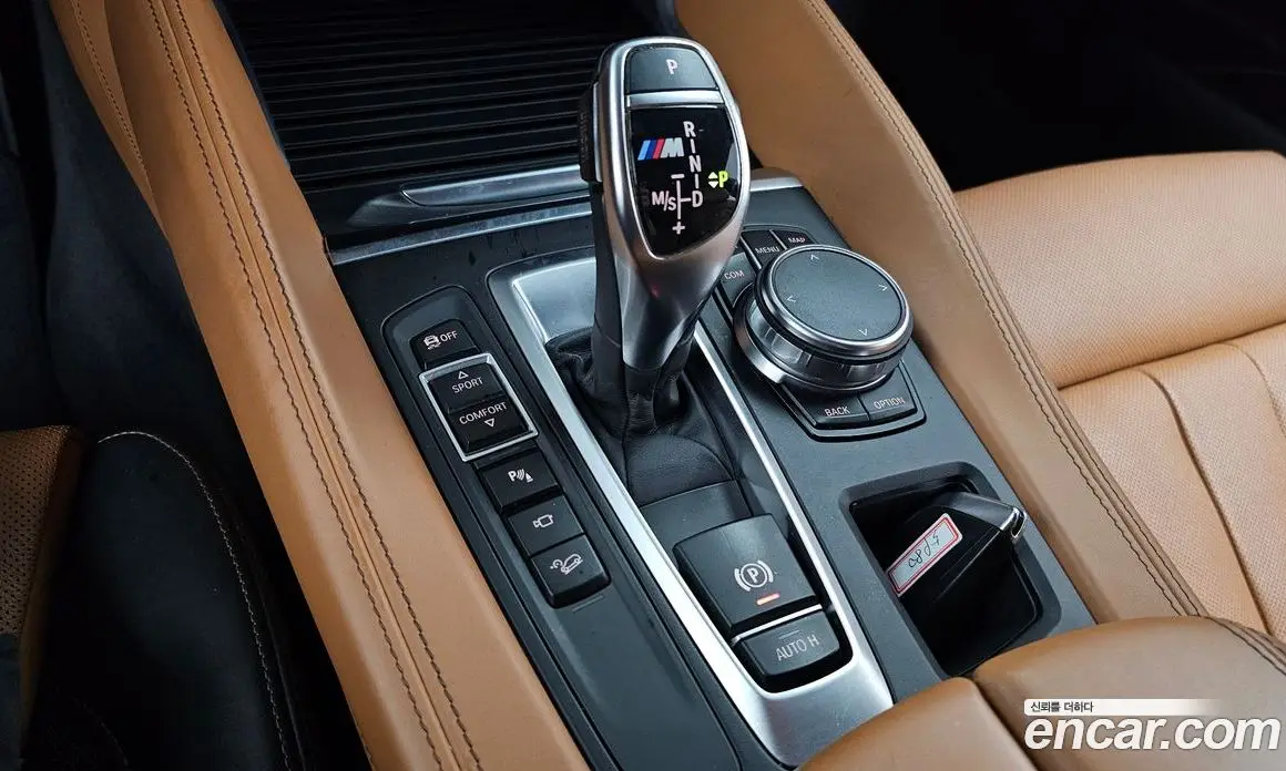 BMW X6 2018 3.0 автомат (гидро), фото 9