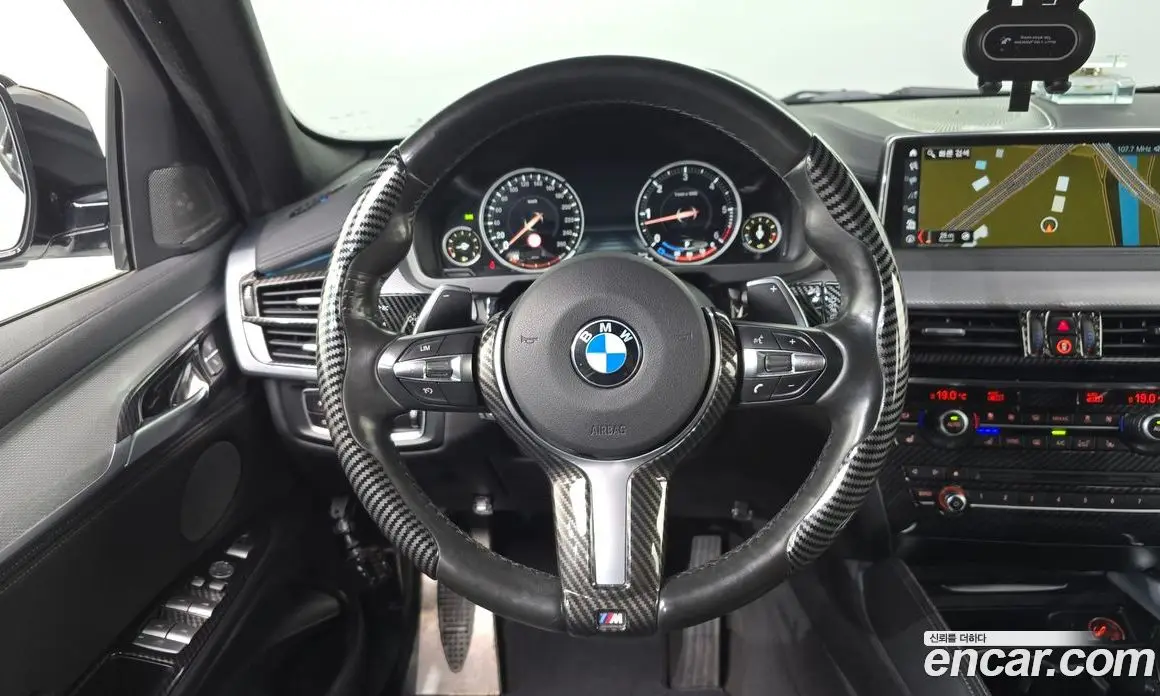 BMW X6 2018 3.0 автомат (гидро), фото 13