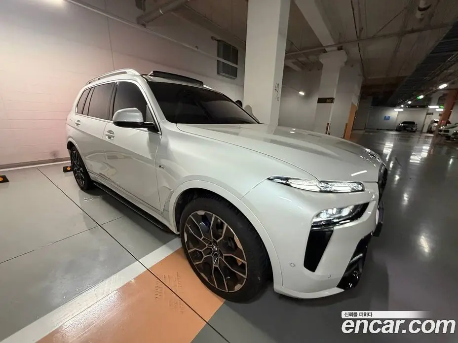 BMW X7 2025 3.0 автомат (гидро), фото 5