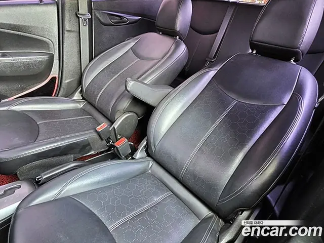 Chevrolet Spark 2015 1.0 автомат (гидро), миниатюра 10 Chevrolet Spark 2015 1.0 автомат (гидро), миниатюра 10