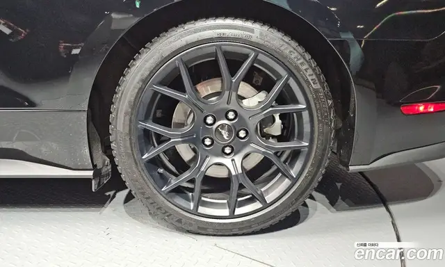 Ford Mustang 2023 2.3 автомат (гидро), миниатюра 6