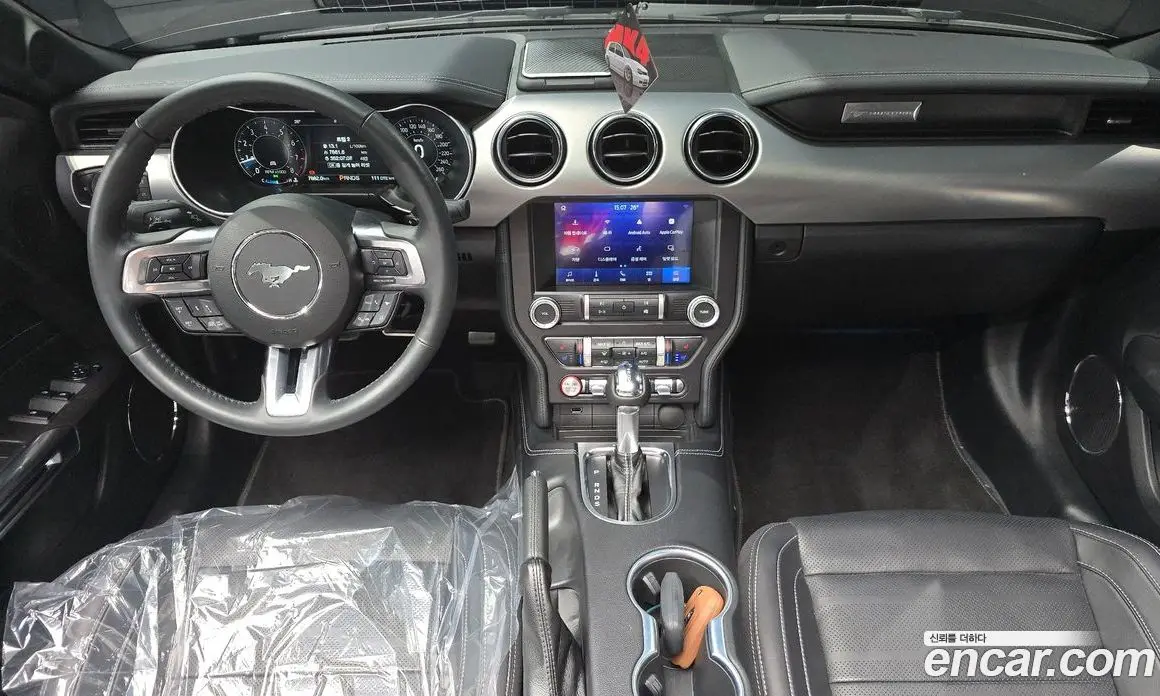 Ford Mustang 2023 2.3 автомат (гидро), фото 9